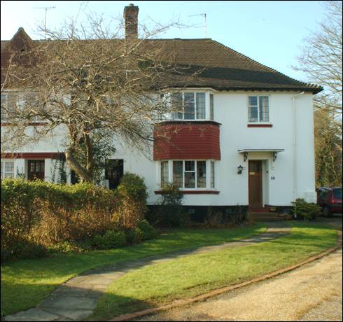 16 Sutcliffe Close